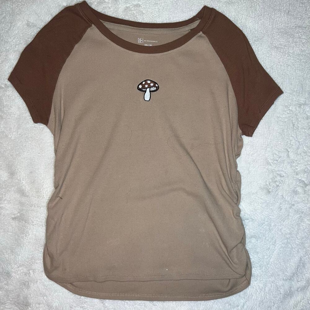 5/$25 Brown Tan Short Sleeve Raglan Tee with Ruched Sides Mushroom Graphic XXL